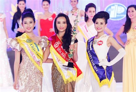 Miss Universe Catrinas Gala Catwalk Miss Vietnam Nguyen Cao Ky Duyen 